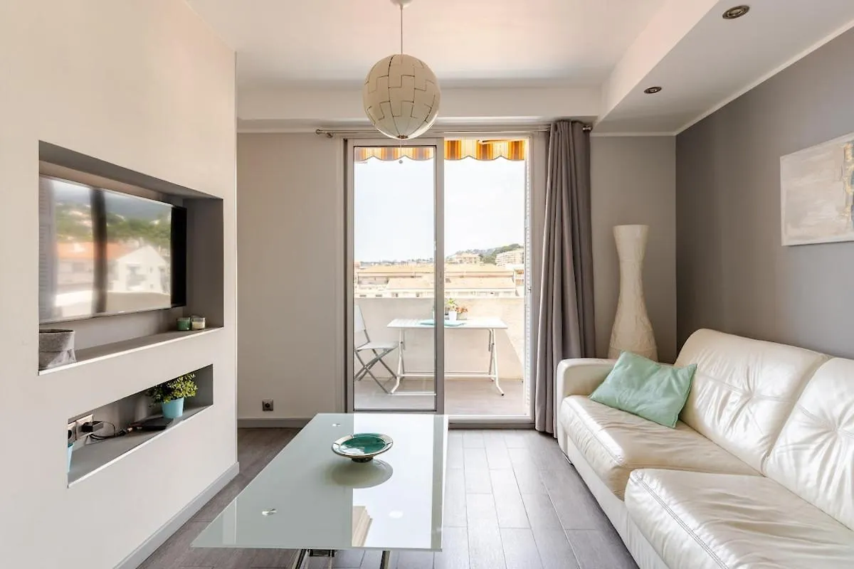 Stark Design Villa With Pool Roquebrune-Cap-Martin
