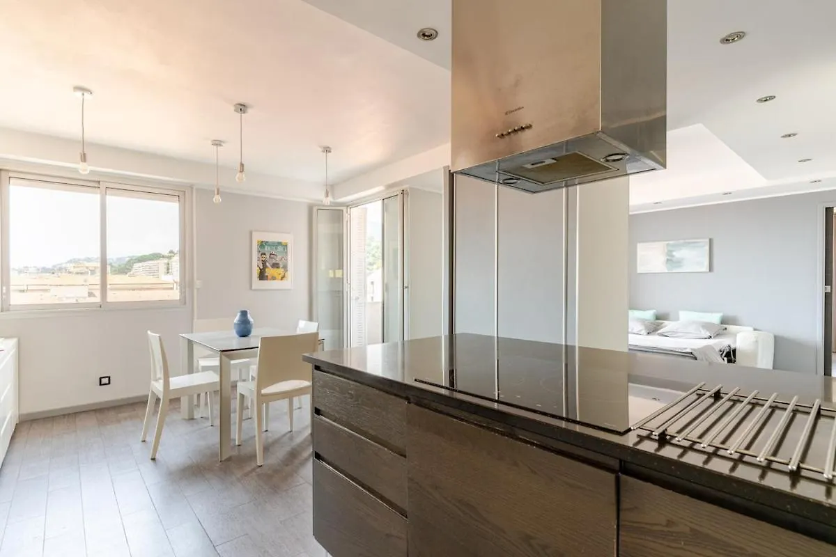 Apartment Stark Design Villa With Pool France